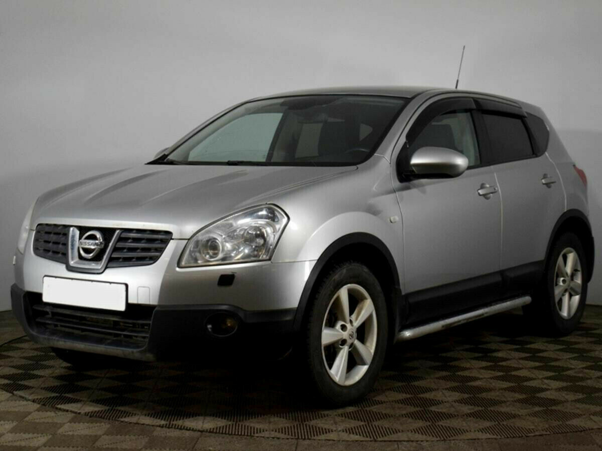 Кашкай 2008 отзывы. Ниссан Кашкай 2008 года. Ниссан Кашкай 2008 серебристый. Nissan Qashqai 2008 +2 серебристый. Nissan Qashqai 2008 серебро.