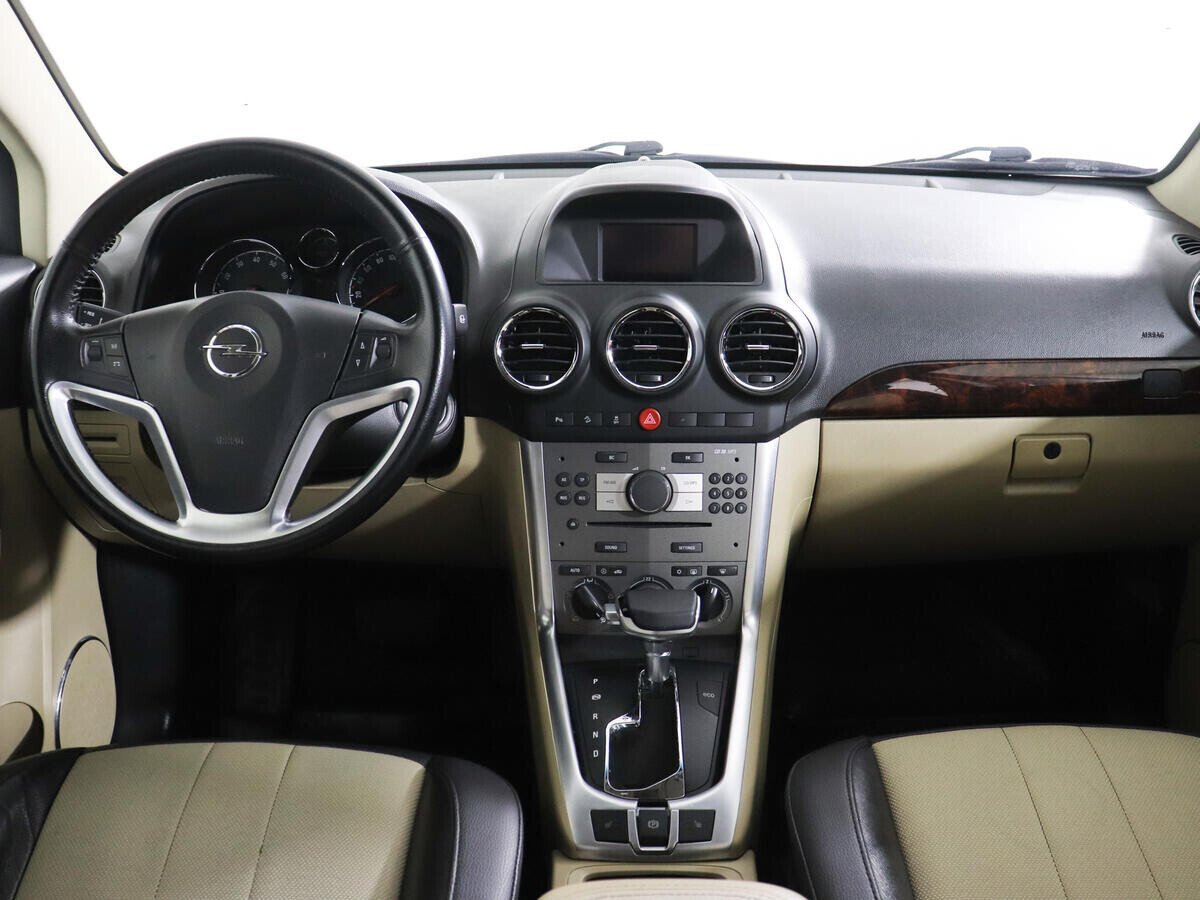 Опель антара 2012 год. Opel Antara 2.4. Opel Antara 2012. Опель Антара 2012 года. Opel Antara 2012 салон.