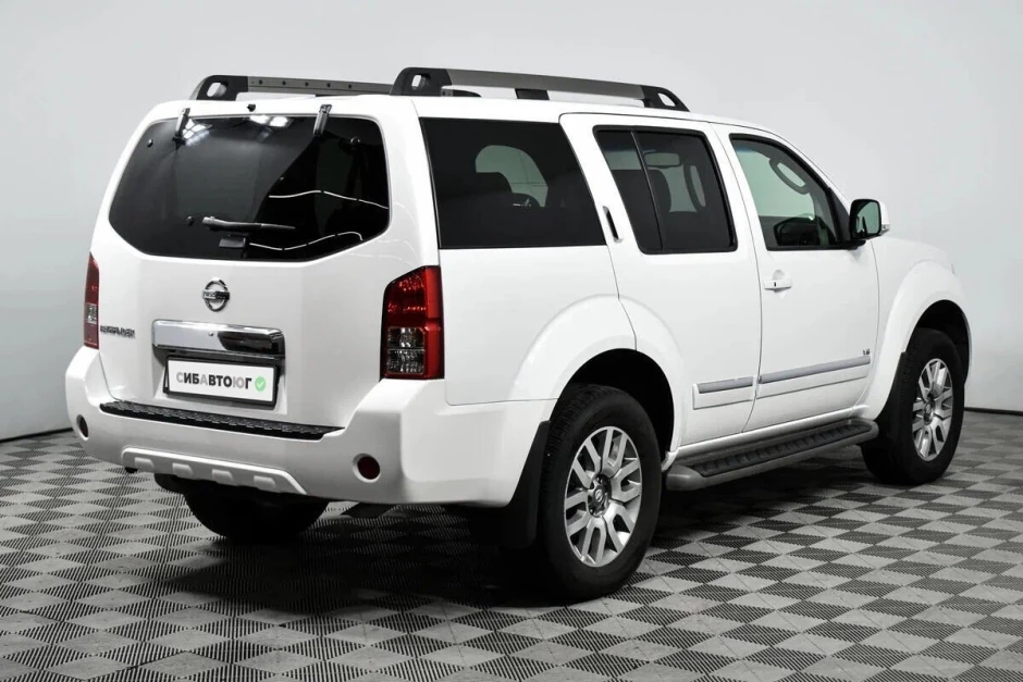 Nissan pathfinder 3.0. Nissan Pathfinder r51. Ниссан Патфайндер р51 белый. Nissan Pathfinder r51 2.5. Nissan Pathfinder r51 Рестайлинг.