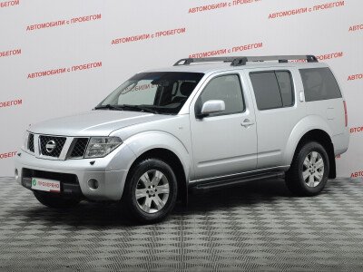 Автомобили NISSAN Pathfinder 2013 года