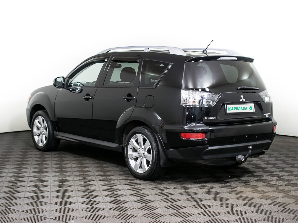 Outlander 2010. Mitsubishi Outlander 2010. Митсубиши Аутлендер 2010. Mitsubishi Outlander 2010 черный. Митсубиси Аутлендер 2010г.