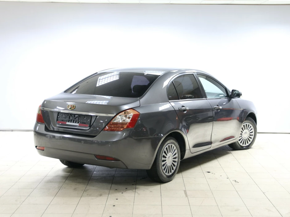 Geely Emgrand ec7 серый. Geely Emgrand 1.5 л,. Джили Эмгранд 2014. Джили Эмгранд.