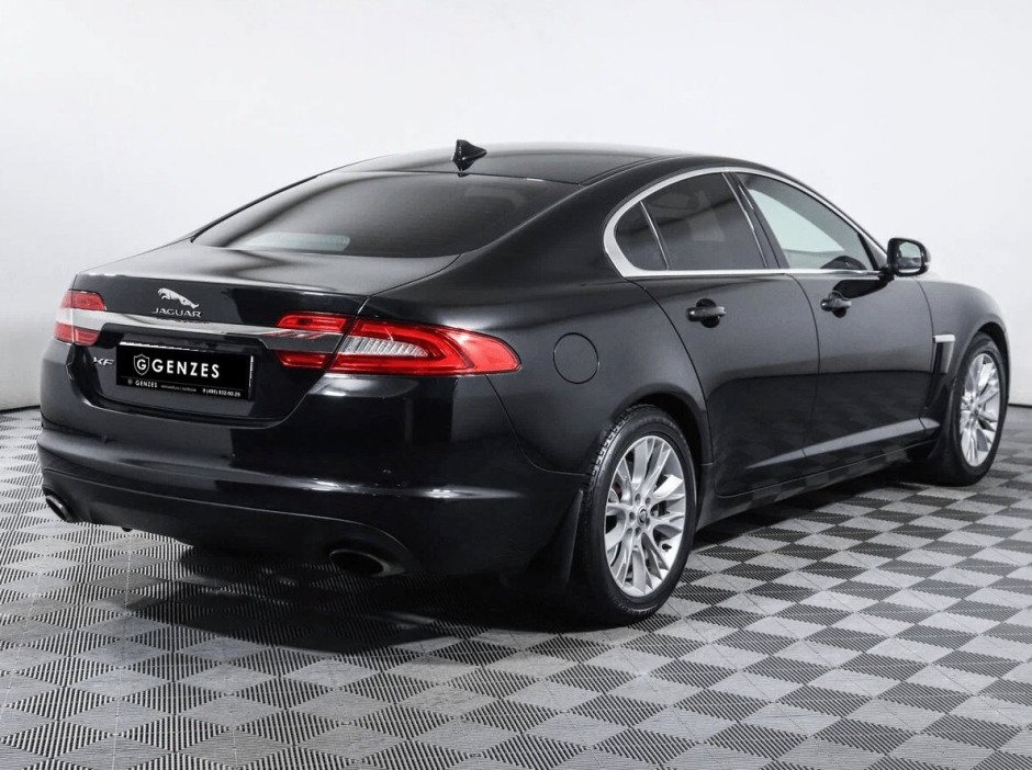 Jaguar xf 2015. Jaguar XF 2014. Ягуар хф 2013.