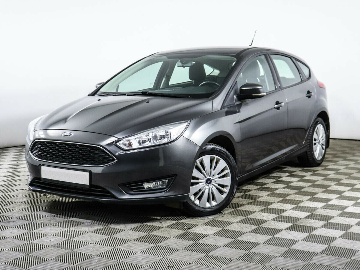 Купить Ford Focus 1.6 MT (125 л.с.) 2018 года в Красноярске | Продажа Форд  Фокус за 739 000 руб. БУ в кредит в «Автосалон124»