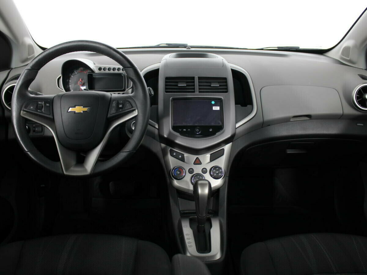 Шевроле авео 1.6 2014. Chevrolet Aveo 2014. Авео 2015.