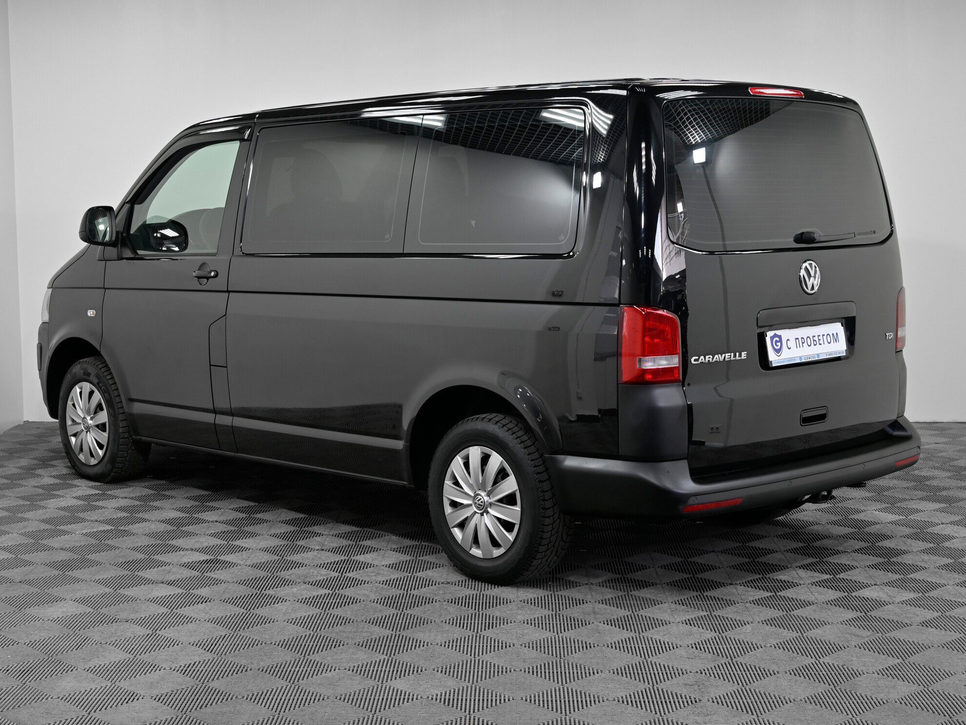 Купить Volkswagen Caravelle 2014 года в в Москве: объявление №468400  автосалона Genzes | OTZIV-AVTO