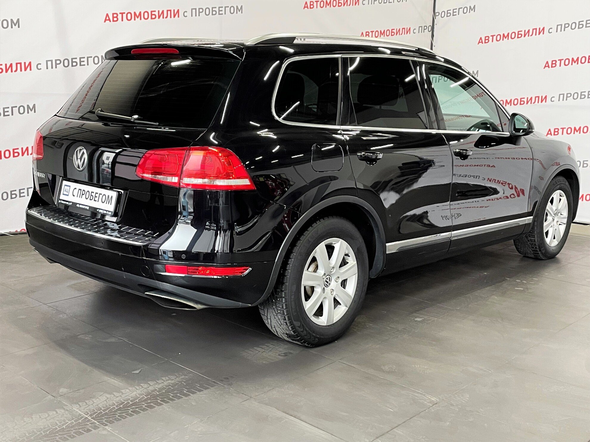 Купить Volkswagen Touareg 3.6 AT (249 л.с.) 4WD 2013 года в Красноярске |  Продажа Фольксваген Туарег за 1 409 000 руб. БУ в кредит в «Автосалон124»