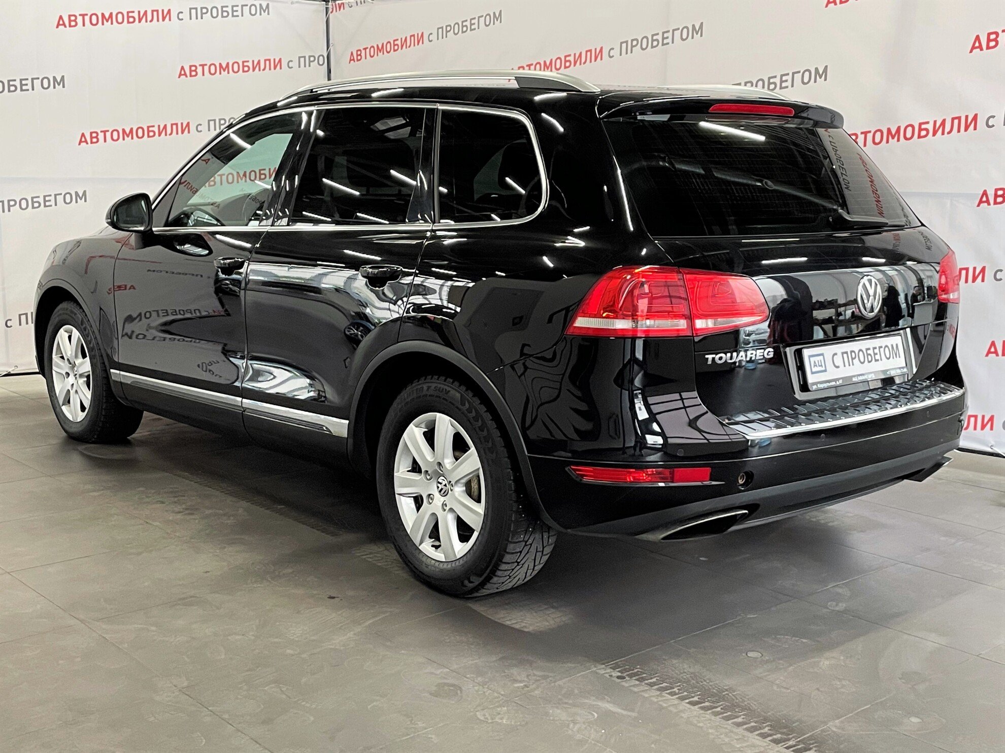 Купить Volkswagen Touareg 3.6 AT (249 л.с.) 4WD 2013 года в Красноярске |  Продажа Фольксваген Туарег за 1 409 000 руб. БУ в кредит в «Автосалон124»