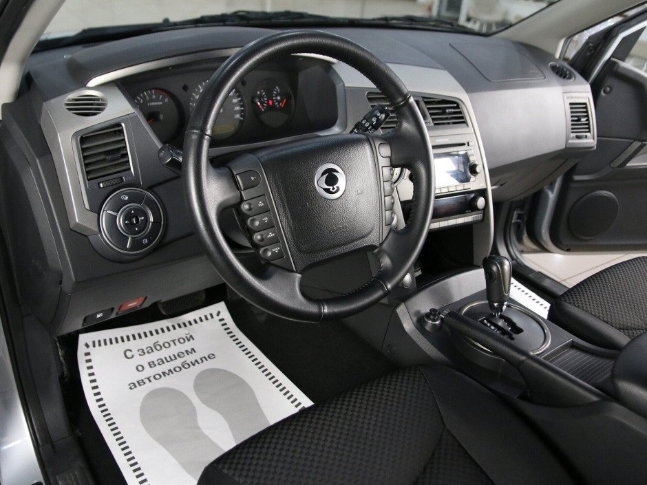 Ssangyong kyron 2014 года. SSANGYONG Kyron 2.0 at, 2006. SSANGYONG Kyron Interior. SSANGYONG Kyron интерьер. SSANGYONG Kyron (2012г.в.).