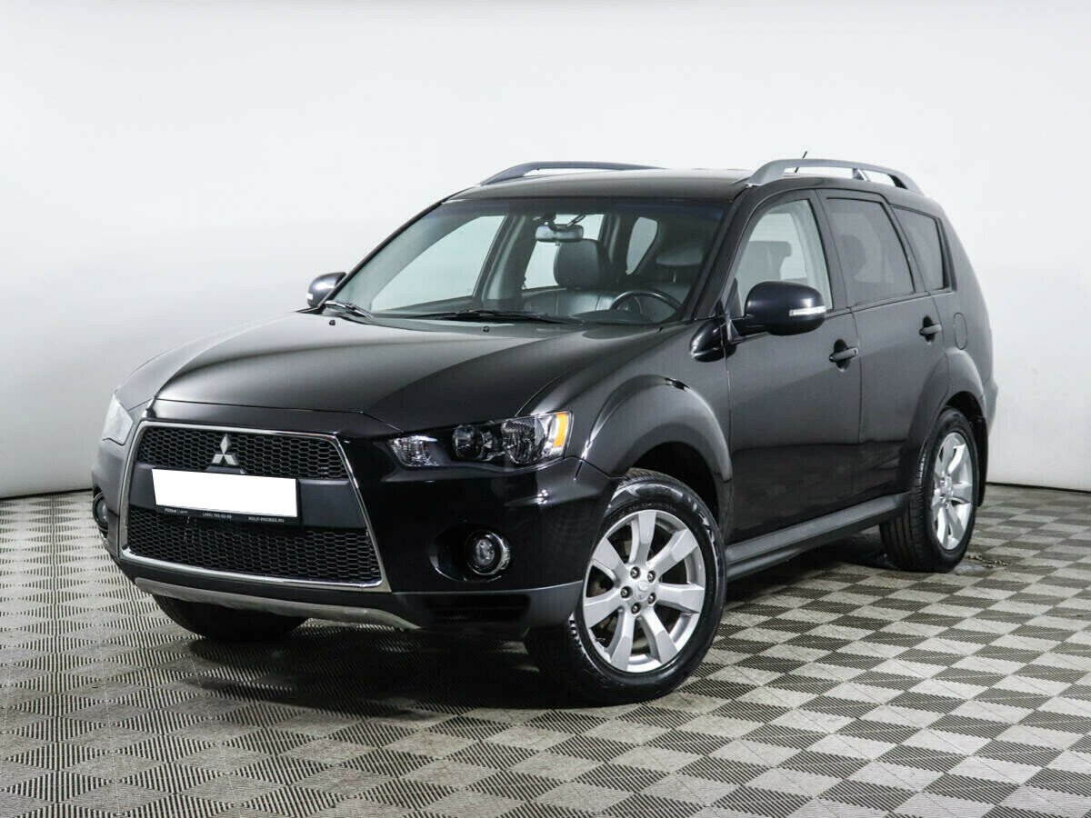 Outlander 2011. Аутлендер 2011. Мицубиси Аутлендер 2011. Mitsubishi Outlander 2. Митсубиси Аутлендер 2011 года красный.