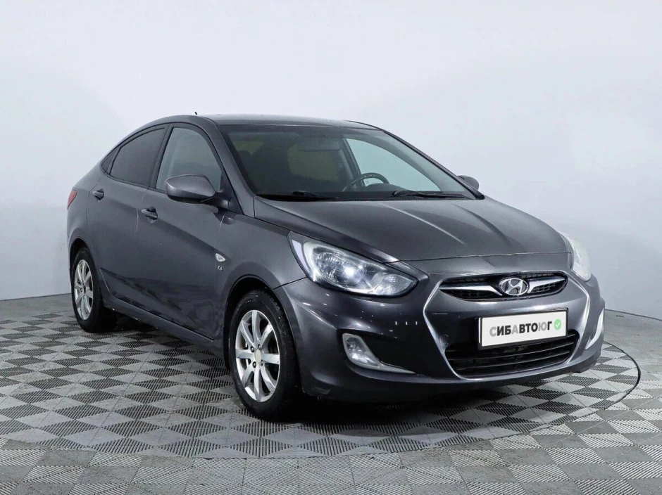 Hyundai solaris 2012 1.6. Хендай Солярис 2012.