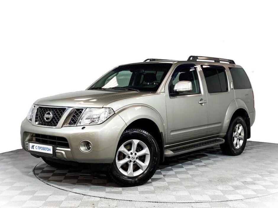 Nissan pathfinder отзывы владельцев. Nissan Pathfinder 2011. Патфайндер 2011г. Pathfinder машина.