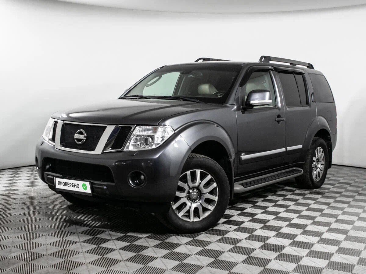 Nissan pathfinder 2010 года