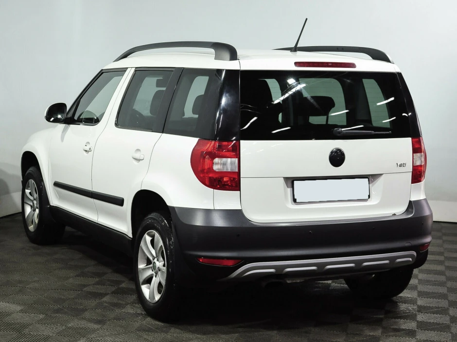 Йети на механике. Skoda, Yeti 2011г.. Авито Шкода ует.