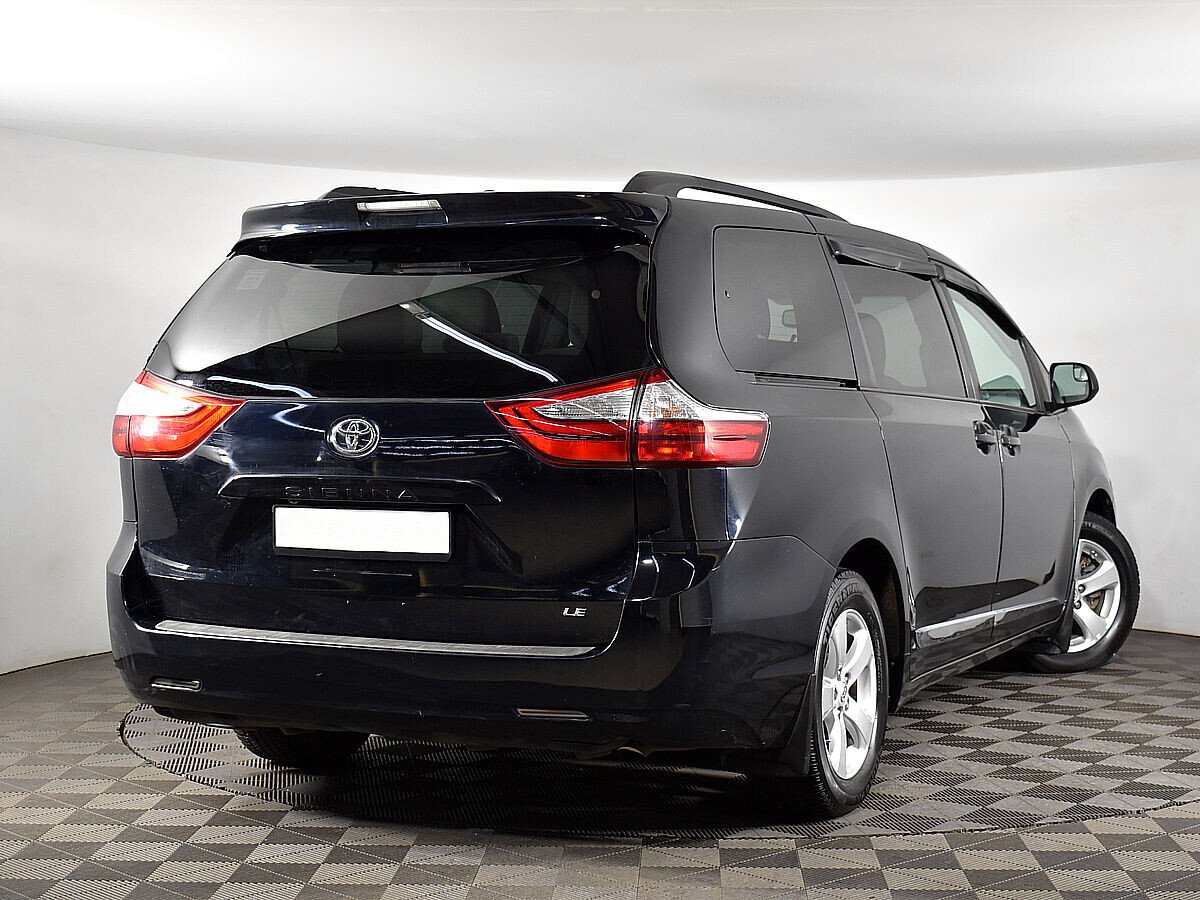 Тойота сиенна 3.5. Toyota Sienna 3. Toyota Sienna 2016. Тойота Сиенна 2016 года. Toyota Sienna СПБ.