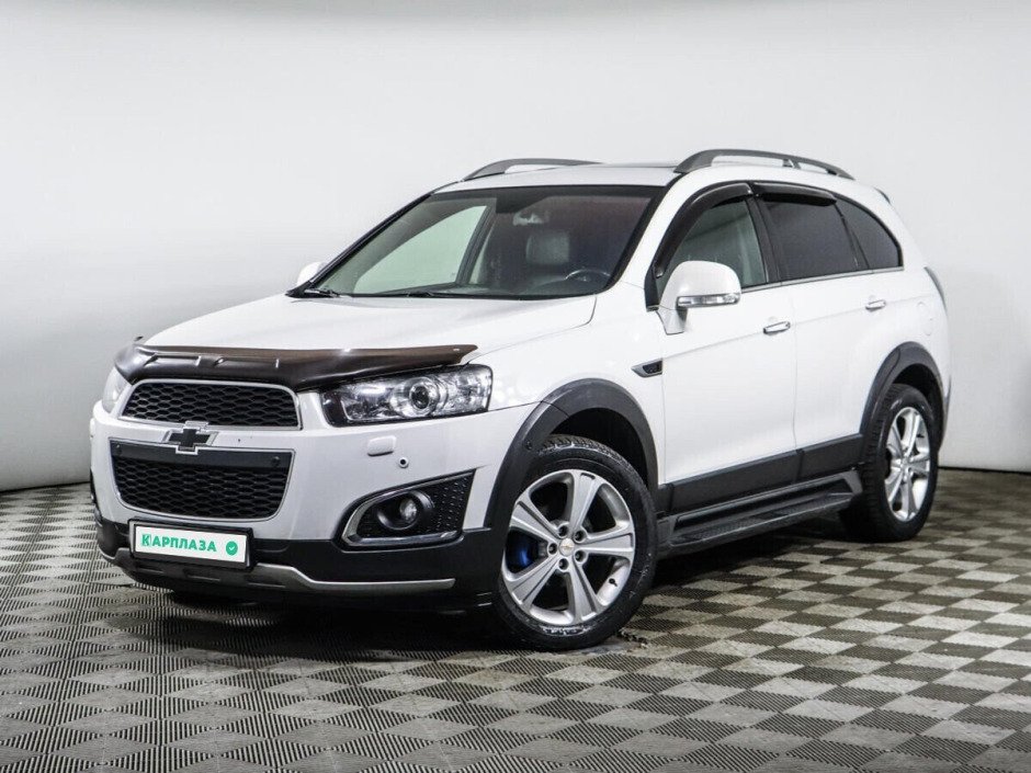 Отзывы шевроле каптива механика. Chevrolet Captiva 2014. Шевроле Каптива внедорожник белый 2013. Chevrolet Captiva i Рестайлинг 3. Белая Каптива.