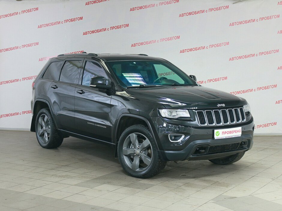 Вд 2013. Jeep Grand Cherokee 2021. Коричневый джип. Джип купить в Москве.