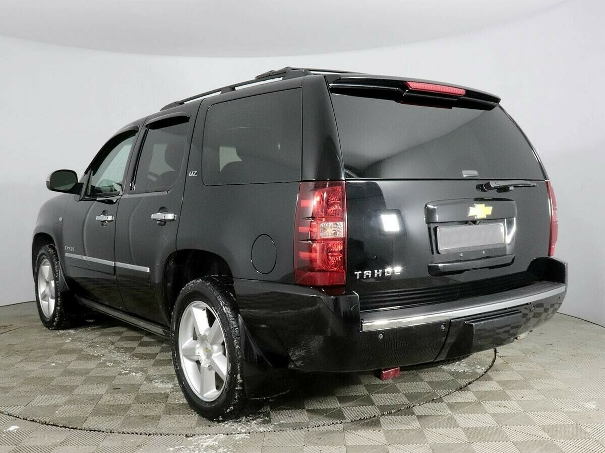 Купить Chevrolet Tahoe 6AT 5.3 AT (324 л.с.) 4WD 2012 года в Красноярске |  Продажа Шевроле Tahoe за 1 399 000 руб. БУ в кредит в «Автосалон124»