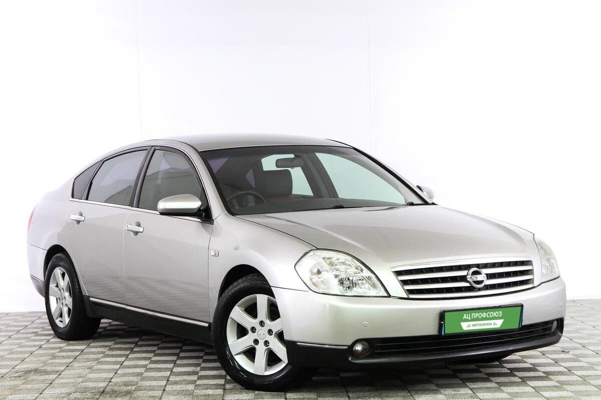 Nissan Teana 2004 год.