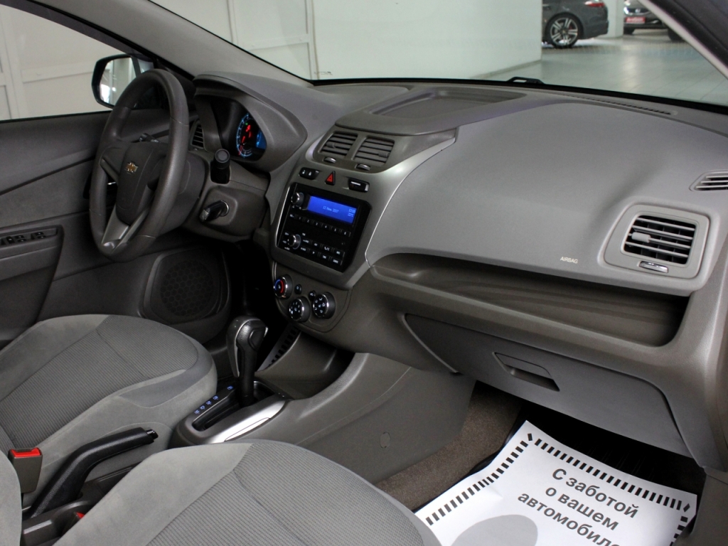 Chevrolet Cobalt 2014 Interior