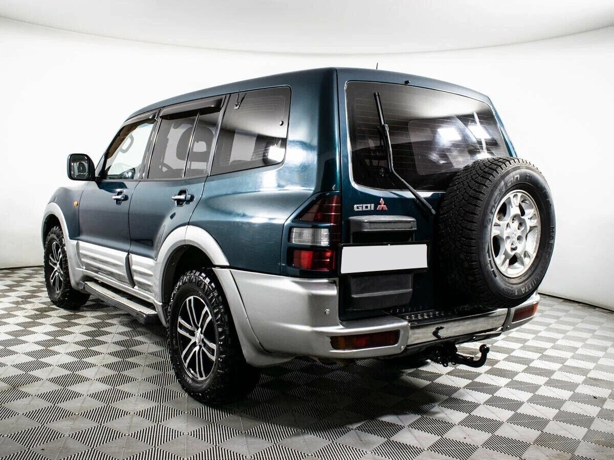 Паджеро 3 2003. Mitsubishi Pajero III. Колеса 285 60 18 для ММС Паджеро 3.