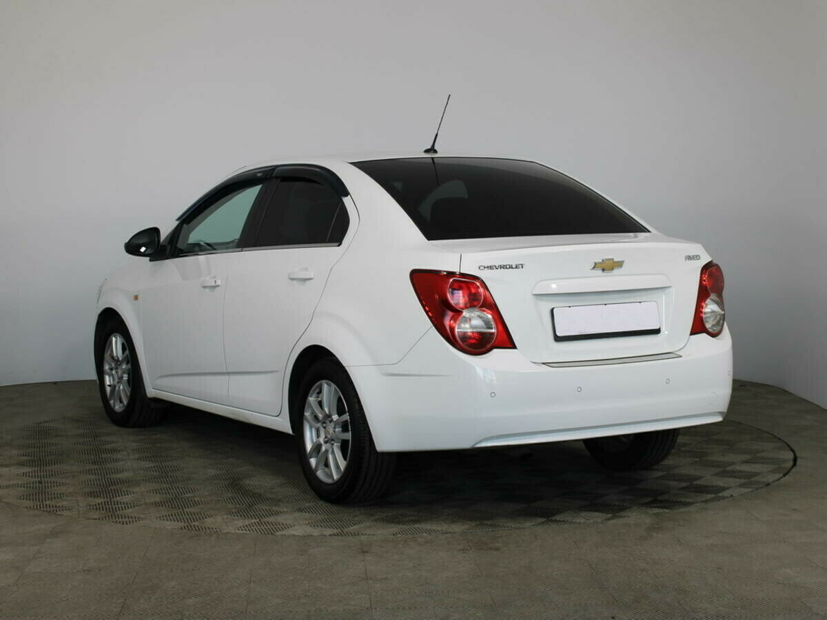 Шевроле авео 1.6 2014. Chevrolet Aveo 1.6 at, 2014. Chevrolet Aveo 1.6 at. Авео 2014 белый. Chevrolet Aveo 2014.