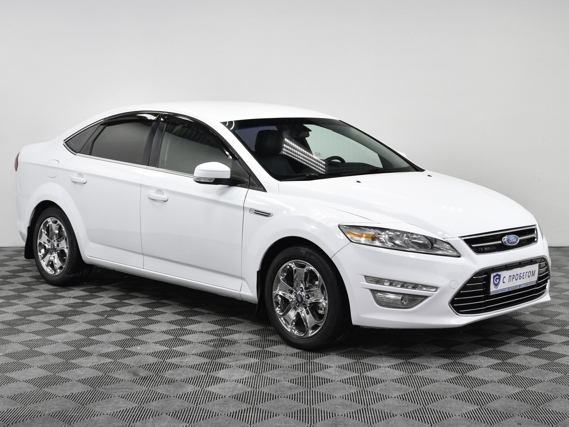 Отзывы форд мондео механика. Ford Mondeo 2014. Форд Мондео 2014 года белый.