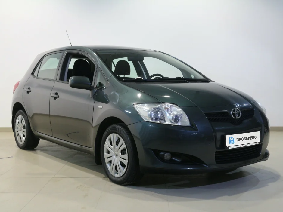 Аурис отзывы владельцев. Тойота аурис 2007 года. Toyota Auris 2009. Аурис 1.6. Тойота аурис 2009 года.