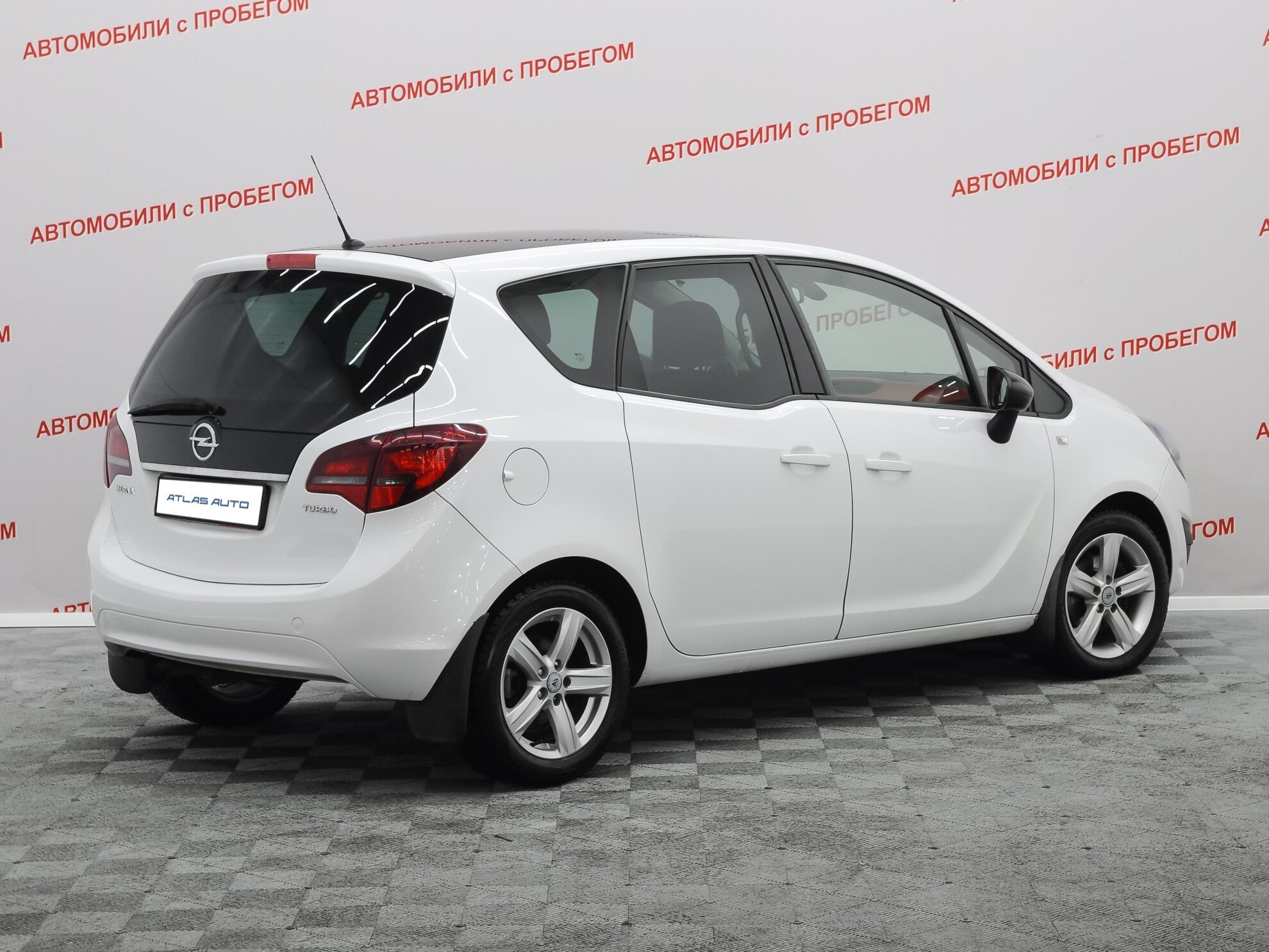 910 км. Opel Meriva 2011. Opel Meriva 2012. Опель Мерива белый.