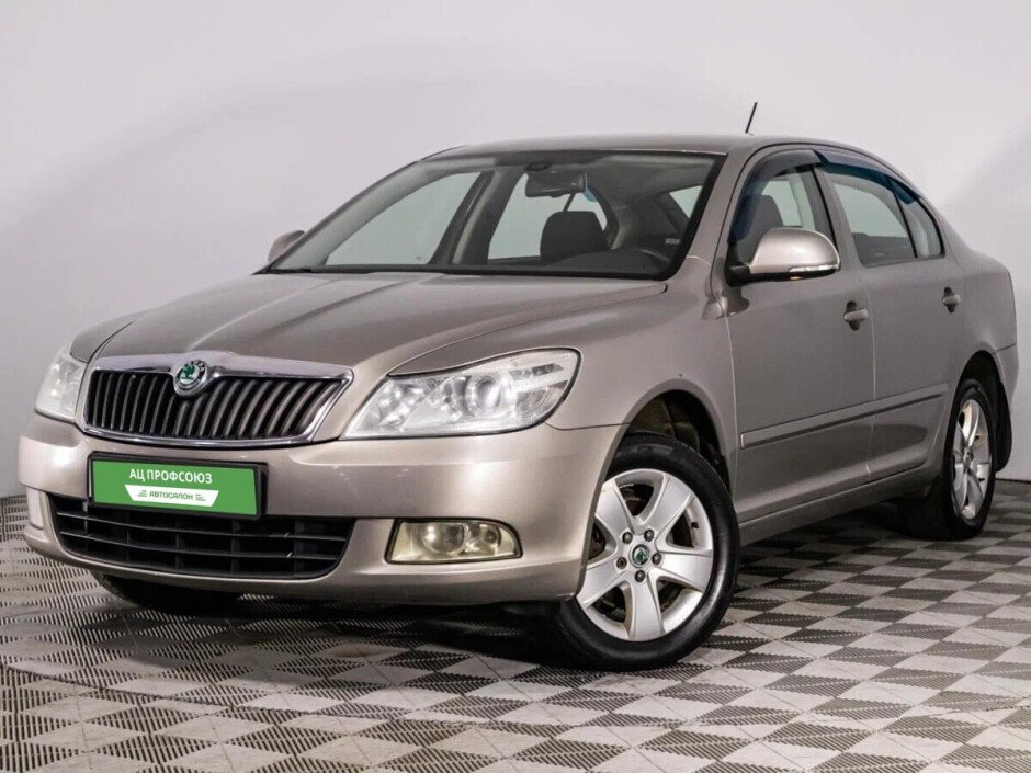 Octavia 0 100. Skoda Octavia 2009.