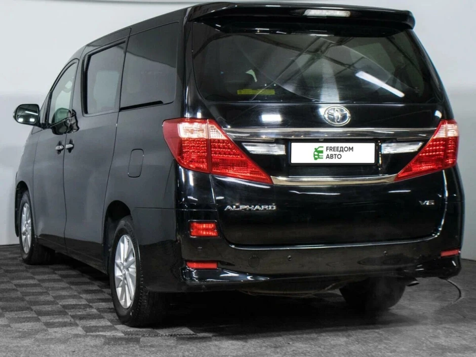 Toyota Alphard 2 поколение. Toyota Alphard 2 поколение Рестайлинг минивэн 5-дв. , 2012,. Микроавтобус Тойота альфард второе поколение. Тойота альфард второго поколения.