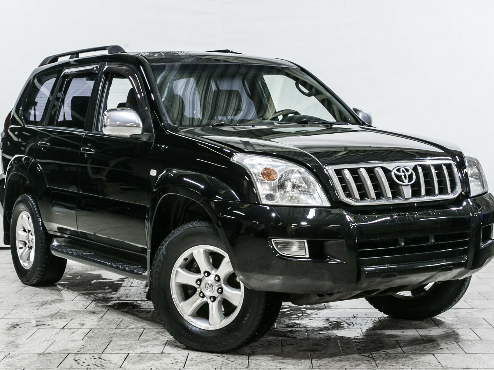 Джипы объявления. Toyota Land Cruiser Prado 2005 года. Прадо 2006. Прадо 2005 года. Старый Прадо 2006.