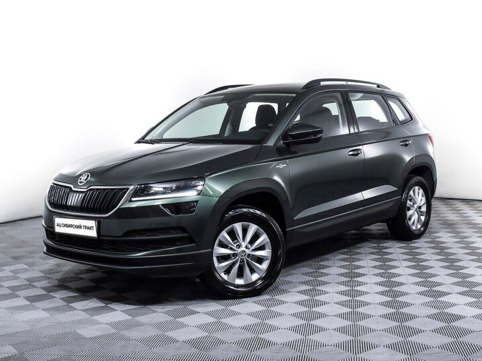 Skoda Karoq 2023 Grey.