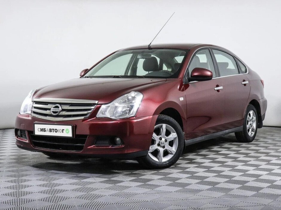 X almera. Ниссан Альмера 3 поколения. Nissan Almera 2014. Ниссан Альмера красная 2014 года. Ниссан Альмера 2014 бордовый.