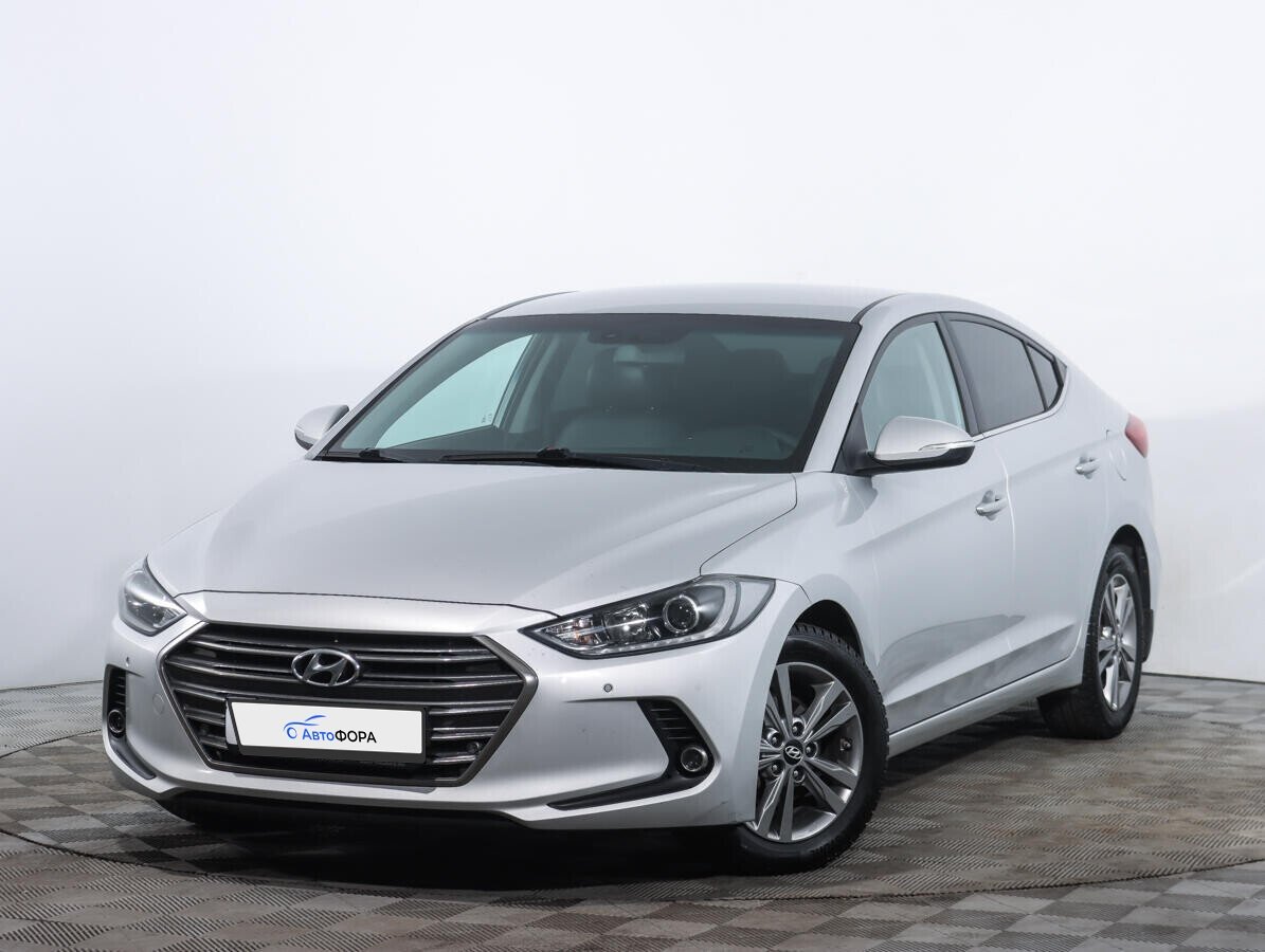 Купить Hyundai Elantra 2.0 MT (150 л.с.) 2017 г. с пробегом 69 404 км. в  Сургуте | Хендай Элантра за 597 000 руб., ID 415100 — CARRO