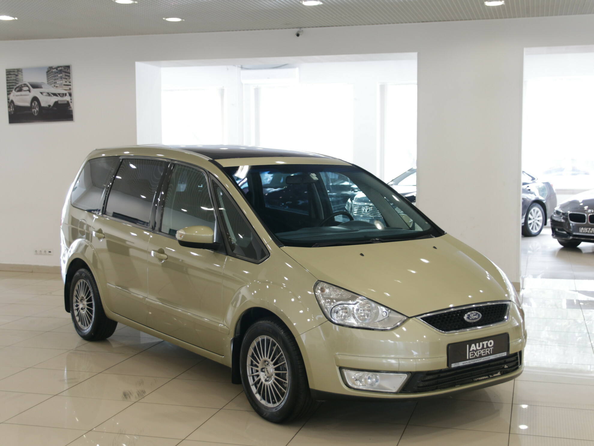 Ford Galaxy 2008. Дефлекторы Форд галакси 2008. Крыша Форд галакси 2008.