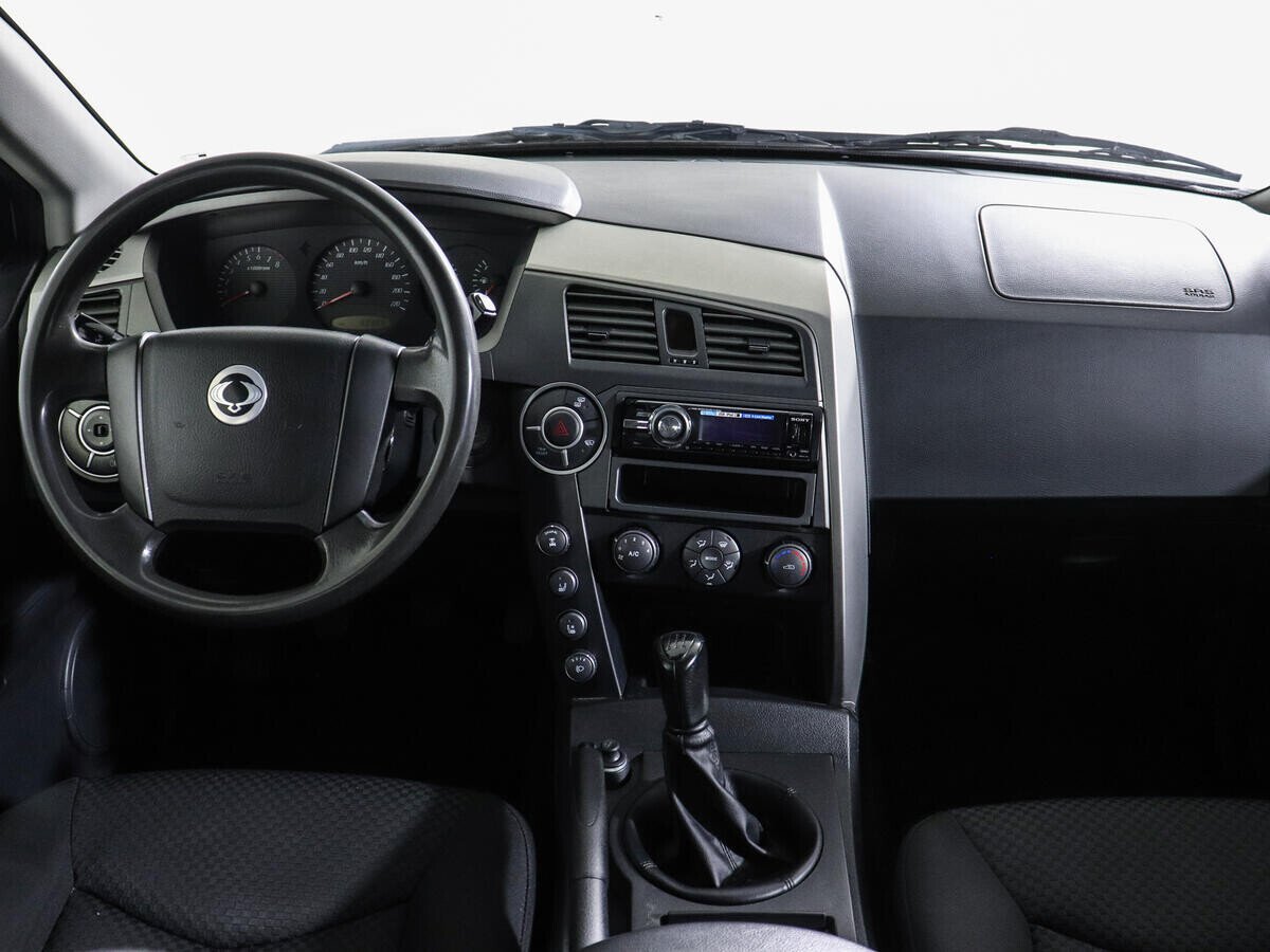 Ssangyong kyron 2013 год