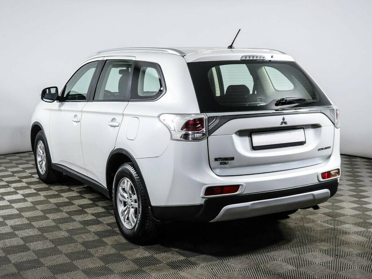 Outlander 2013. Mitsubishi Outlander 2013. Митсубиши Аутлендер 2013. Mitsubishi Outlander 2012 2013. Outlander 2014.