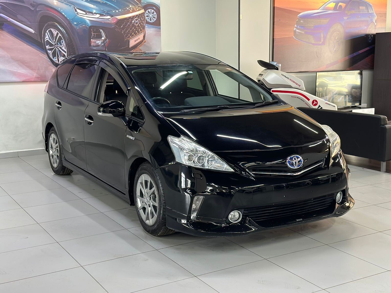 Приус альфа 2014. Приус Альфа TRD Sportivo. Prius 2022. Приус 2022 года.