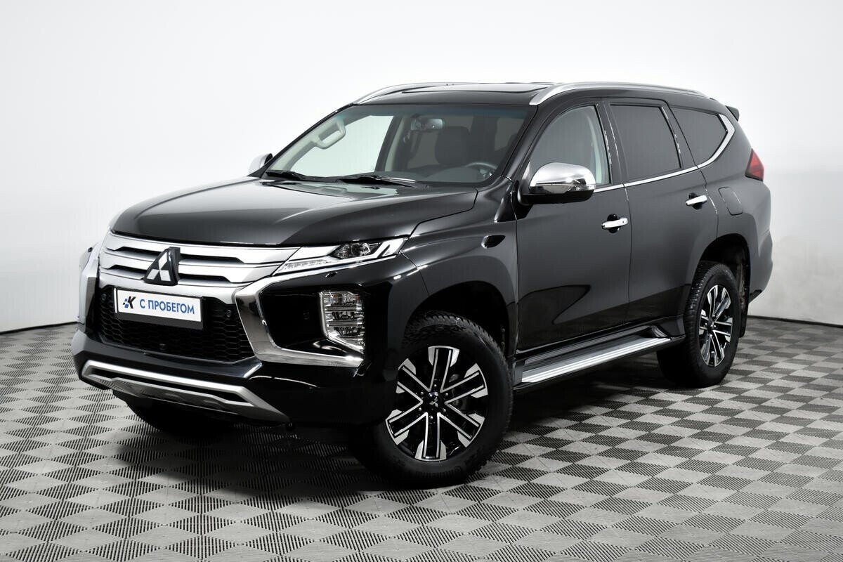 Mitsubishi montero 2022. Montero Sport 2022. Митсубиси Монтеро спорт 2022. Mitsubishi джип 2022. Мицубиси Монтеро 2022.